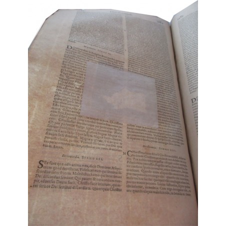 Daté de 1615, St Bernard Divi Bernardi, claraevallensis coenobii abbatis primi, sermonum opus - édition XVII, latin, théologie,