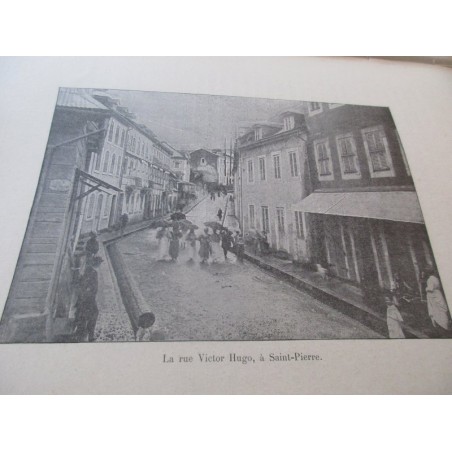 La ville détruite, Saint-Pierre, Marcel Dumoret, 1902 - Martinique, Antilles, Amérique Latine, France d'Outre-mer, volcans,