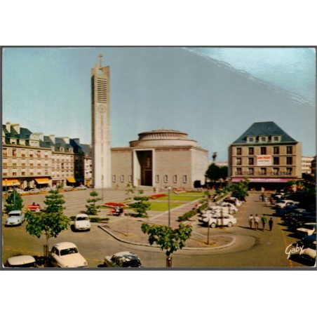 Lorient, église Notre-Dame des Victoires, carte postale département Morbihan, Bretagne,