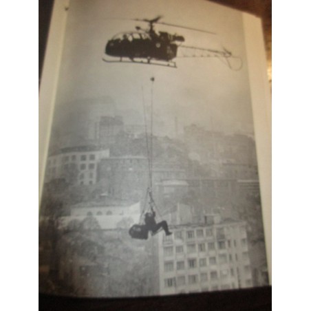 Courage et dévouement, les sapeurs-pompiers au cours des siècles, 1972 - militaire