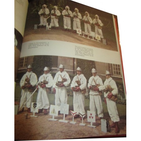 Courage et dévouement, les sapeurs-pompiers au cours des siècles, 1972 - militaire