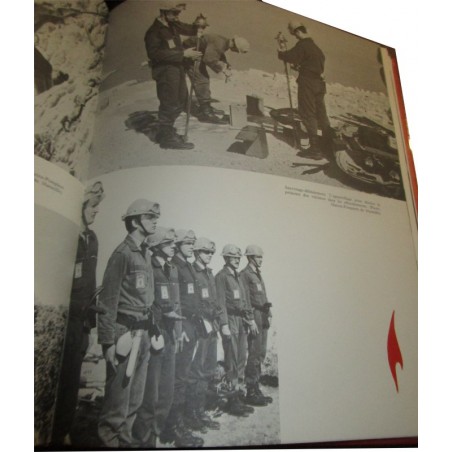 Courage et dévouement, les sapeurs-pompiers au cours des siècles, 1972 - militaire