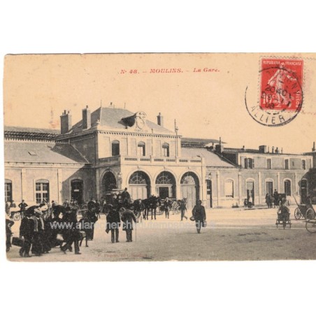 Moulins, la gare, avec timbre France Semeuse 10c rouge 1907 - carte postale 03 Allier, philatélie