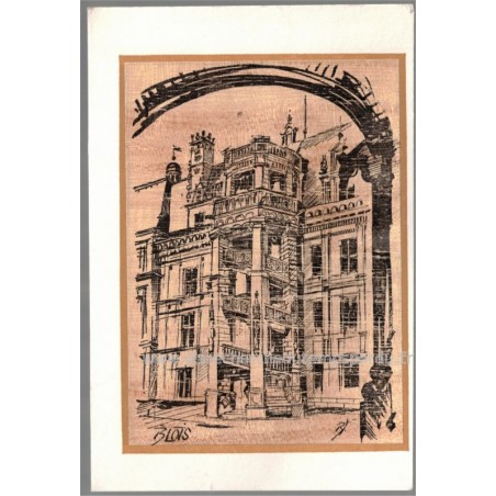 Blois, château royal, le grand escalier, sur placage de bois - carte postale département 41 Loir-et-Cher, châteaux de la Loire,
