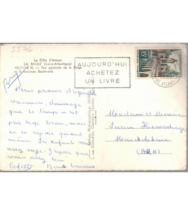 La Baule, plage nouveau boulevard, et timbre France Le Quesnoy, Nord, 15F 1957 - carte postale 44 Loire-Atlantique, philatélie,