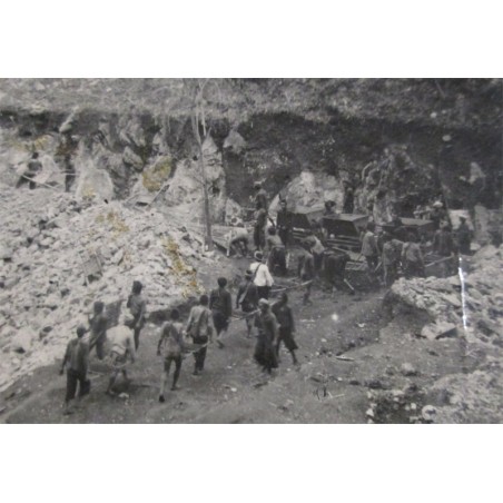 Indochine, exploitation minière sous l'Empire Colonial, photographie originale, 1920/30 - accident minier, Pondichéry, Indes,