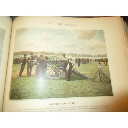 Album militaire, scènes de la vie du soldat, 1890 - uniformes militaires, armée, gravures,