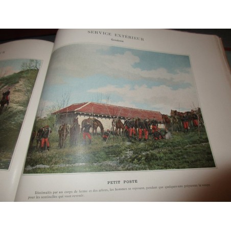 Album militaire, scènes de la vie du soldat, 1890 - uniformes militaires, armée, gravures,