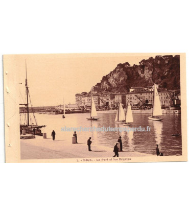 Nice, le port et les régates - série carnet Nice A la Riviera, carte postale 06 Alpes-Maritimes, port Nice, bateaux,