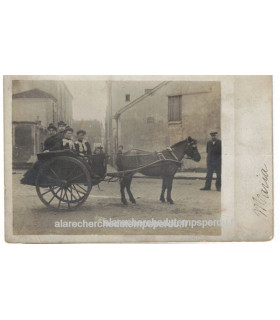 Nogent sur Marne, voiture hippomobile vendeuses magasin chaussures 1907, avec timbre France Semeuse 5c vert 1907 - chevaux