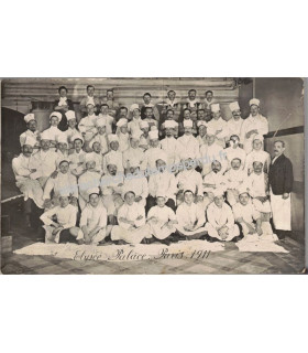 Elysée Palace restaurant, Paris 1911, chefs cuisiniers, mitrons, serveurs, maître d'hôtel - carte postale 75 Paris, restaurants,