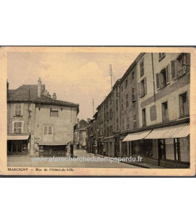Marcigny, Rue de l'Hôtel de Ville, années 1940 - cartes postales département 71 Saône-et-Loire,