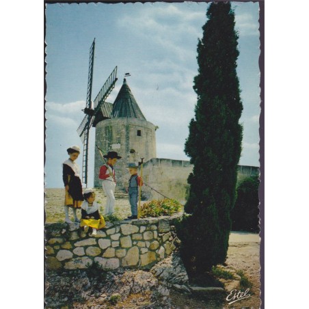Fontvieille, le moulin de Daudet - carte postale, 13 Bouches-du-Rhône, Provence, moulin, folklore, ESTEL