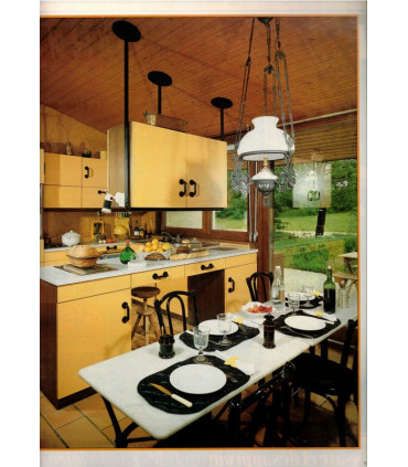 Cadrans solaires, salles à manger d'extérieur, coin bureau - Art et Décoration n°249 juin 1984