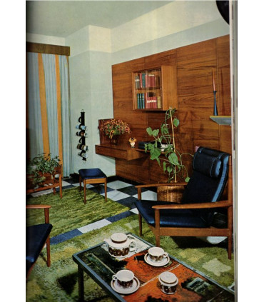 Meubles à éléments 1960, vestiaires dans l'entrée, céramiste Jacqueline de Vialar, - Art et Décoration n°117 sep 1965