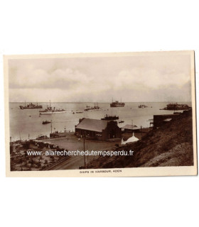 Carte postale Protectorat britannique d'Aden, Ships in harbour Aden, Arabia 1930 - Yémen, bateaux dans port d'Aden