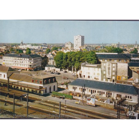 Châteauroux, place de la gare - carte postale département 36 Indre