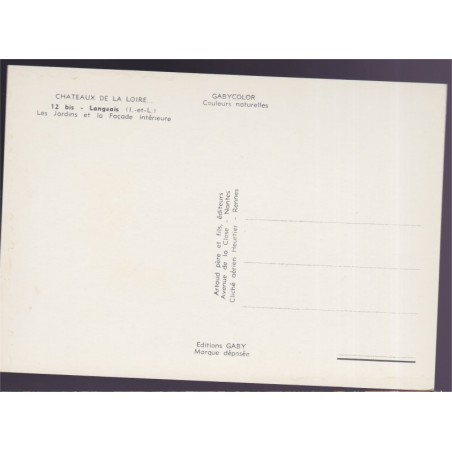 Langeais, les jardins et la façade intérieure - carte postale département 37 Indre-et-Loire