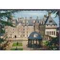 Langeais, le château vu des jardins à la française - carte postale département 37 Indre-et-Loire