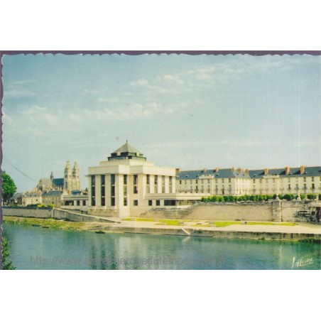 Tours, la bibliothèque municipale au bord de la Loire - carte postale département 37 Indre-et-Loire
