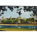 Angers, la cathédrale et le château surplombant la Maine - carte postale département 49 Maine-et-Loire