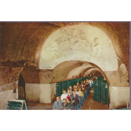 Epernay, Champagne Mercier, visite des caves en trains électriques  - carte postale publicitaire département Marne, vins,