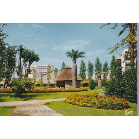 Lorient, le jardin du Faouëdic - carte postale département Morbihan, Bretagne