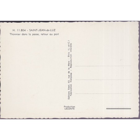 Saint-Jean-de-Luz, thonnier dans la passe - carte postale département Pyrénées-Atlantiques, bateaux
