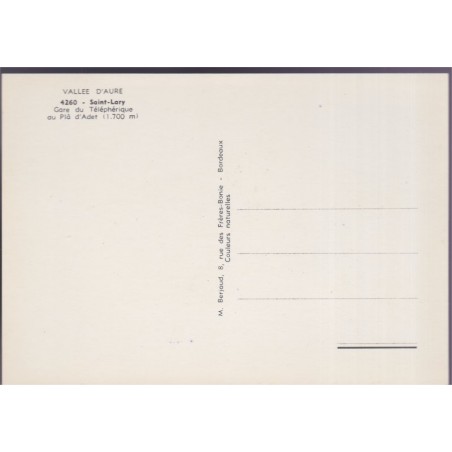 Saint-Lary, skieurs à la gare du téléphérique - carte postale département Hautes-Pyrénées