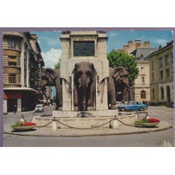 Chambéry, la fontaine des...