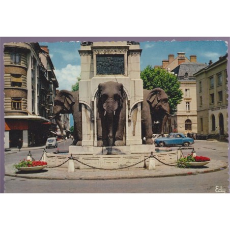 Chambéry, la fontaine des éléphants - carte postale département Savoie