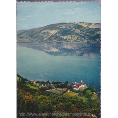 Le Lac du Bourget, l'abbaye d'Hautecombe - carte postale département Savoie