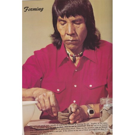 The pottery jewels of Joseph Lonewolf, Dandick, 1975 - art amérindien, sculpteurs américains, Etats-Unis