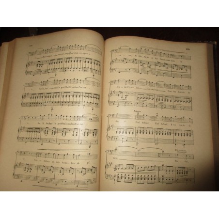 Les grandes opérettes, Niniche, La Roussotte, Surcouf, La Famille Vénus, 1890 - partitions de musique